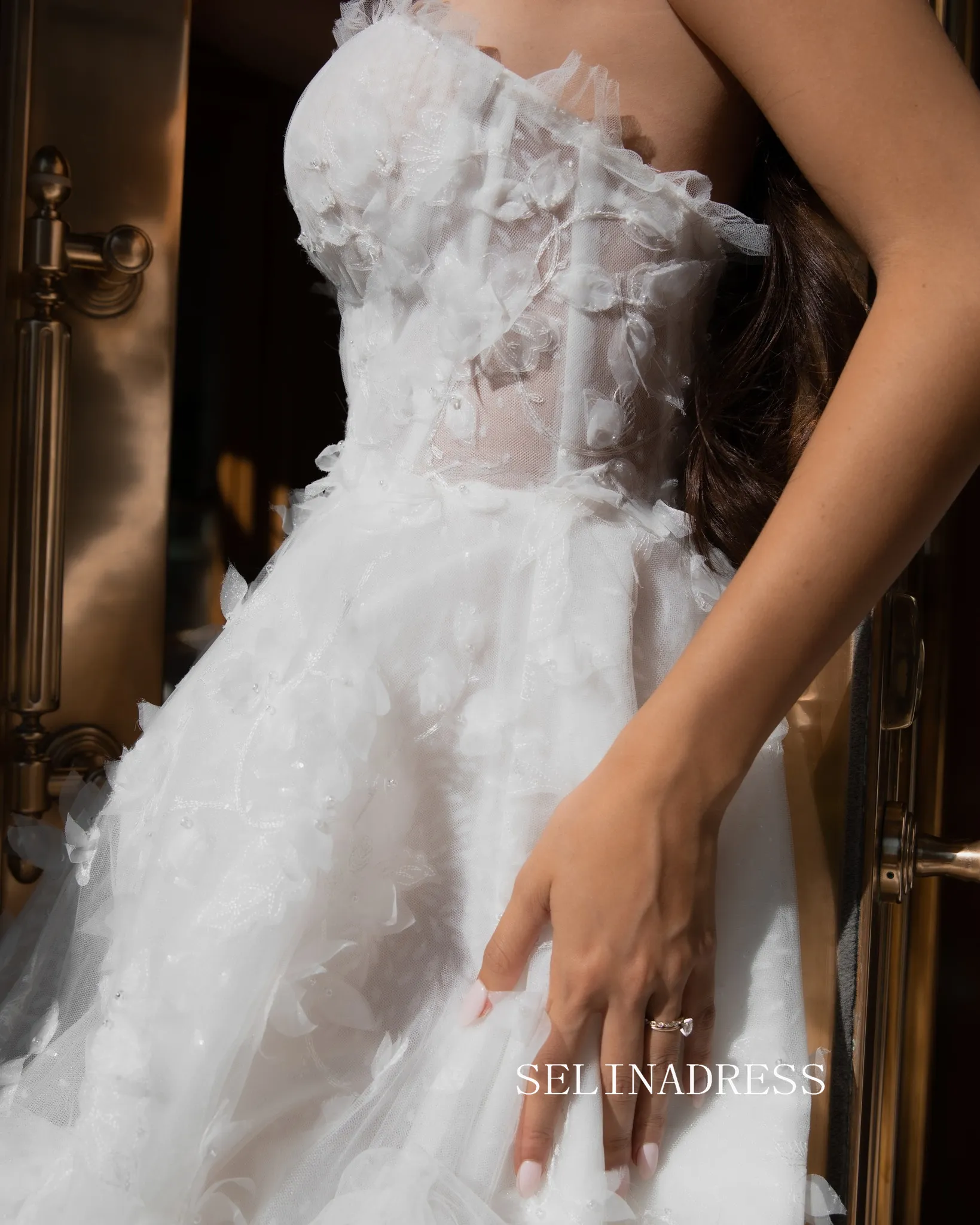 A-line Sweetheart Applique Wedding Dresses Rustic Wedding Gowns kop135