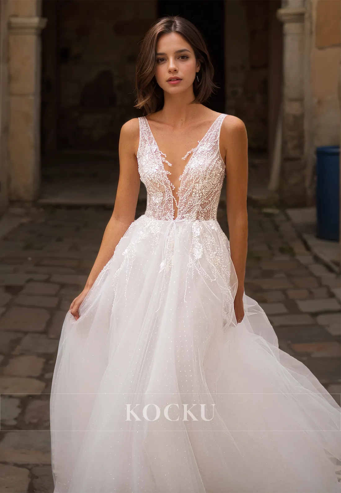 A-Line V-Neck Straps Sleeveless Floor-Length Appliques Lace Beach Wedding Dress with Beads Boho Gowns