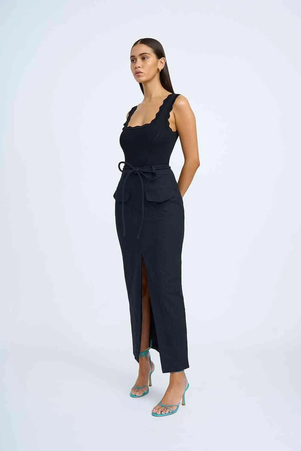 Womens Asami High-Waisted Pocket Pencil Skirt – Sleek, Stylish & Versatile