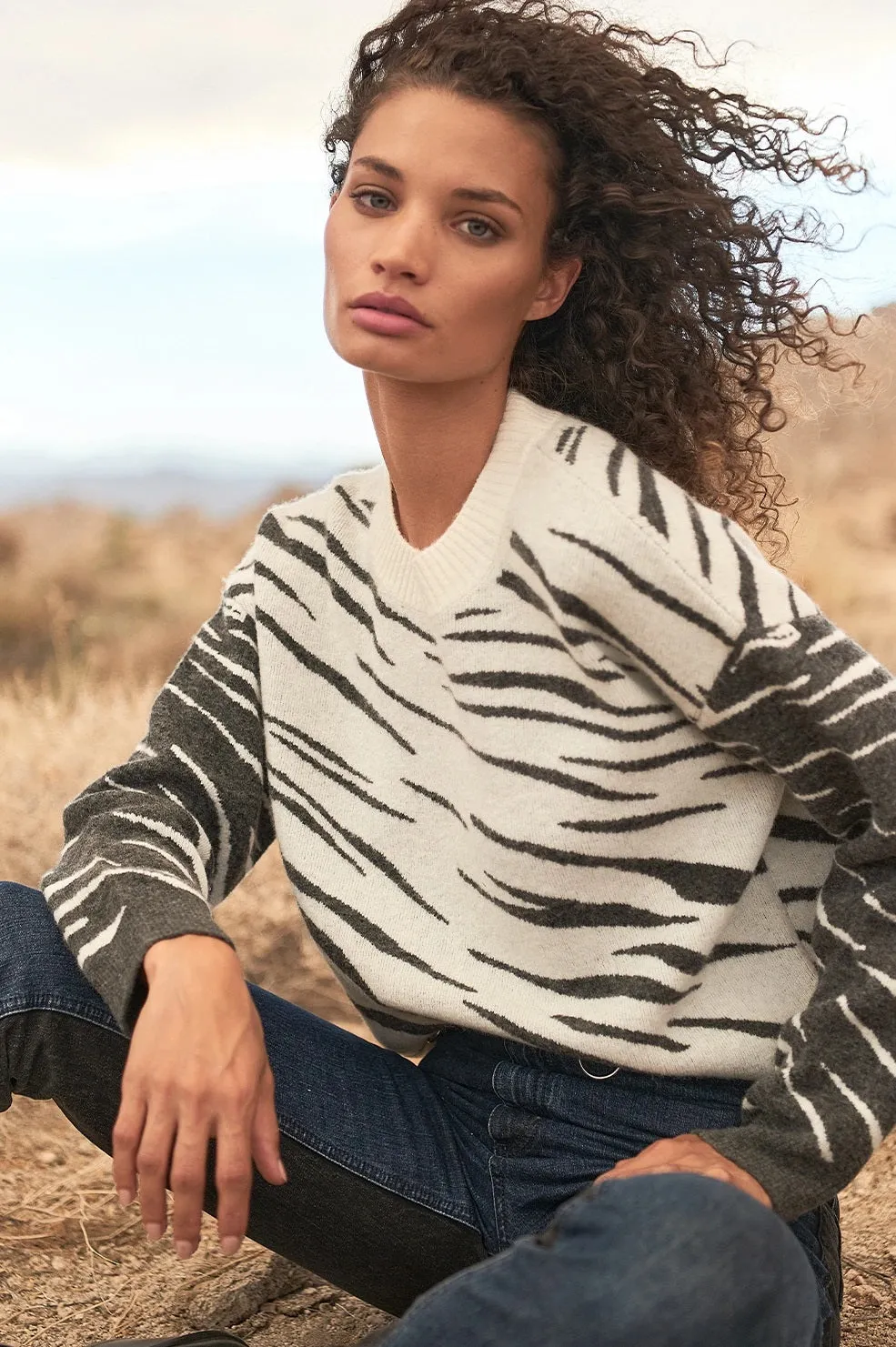 Rails - Lana Sweater in Mixed Abstract Tiger